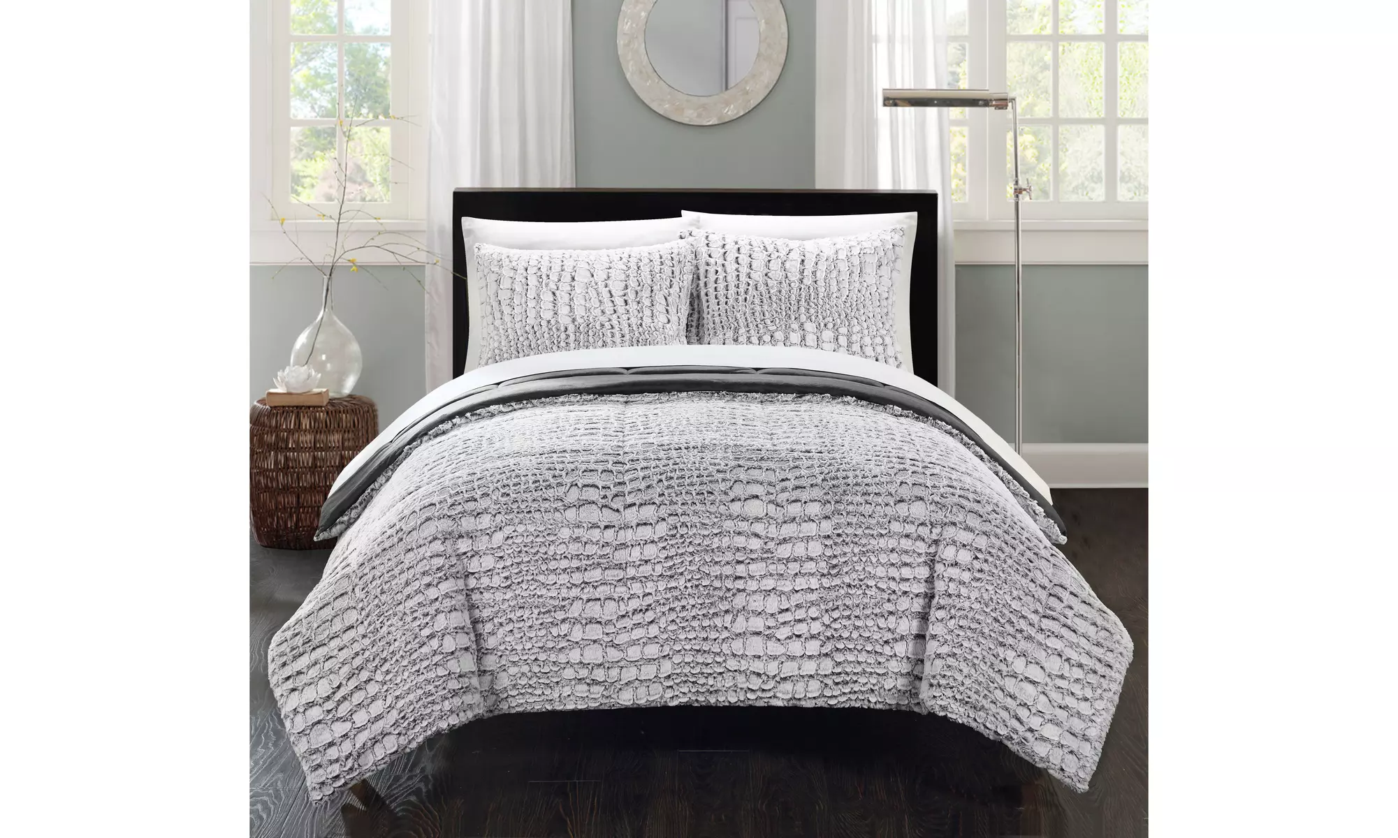 3 Pc Dundee Faux Fur With Mink like backing in Animal Skin Design Comforter Set - Second Medium