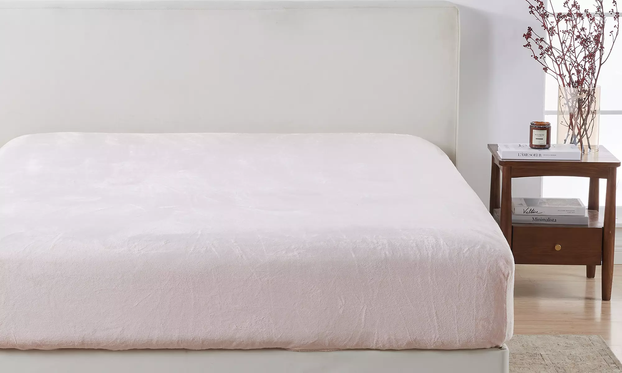 FreshFolds Ultra Soft Velvet Plush Fitted Sheet
