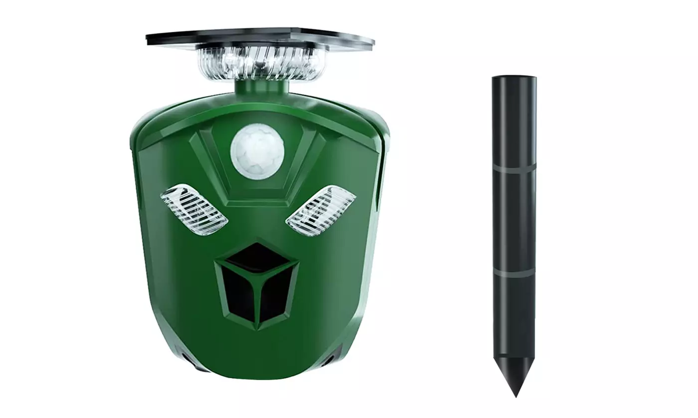 LakeForest 360-Degree Ultrasonic Animal Repeller Pest Deterrent with LED Lights
