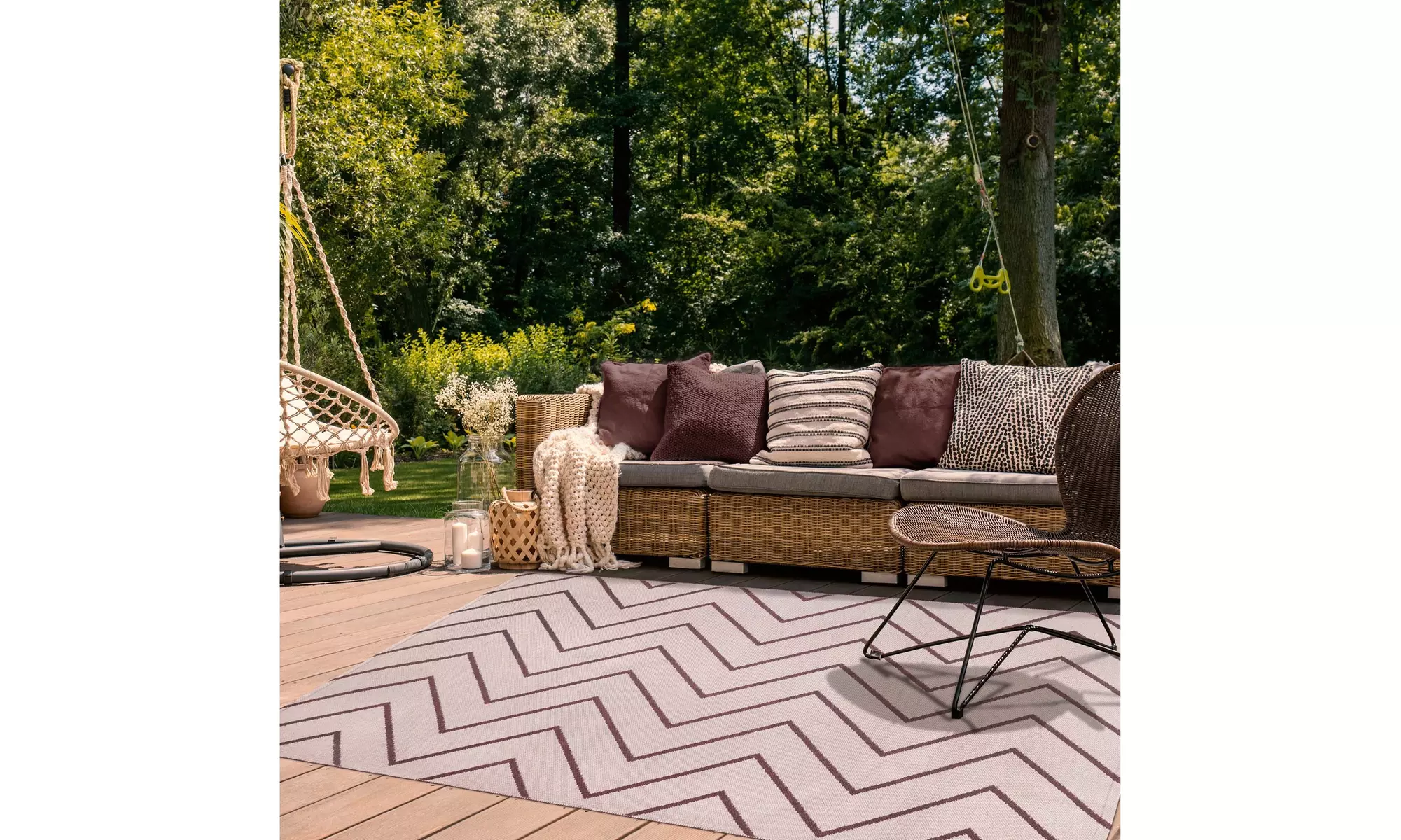 Modern Chevron Zig-Zag Bedroom Hallway Large Area Rugs Indoor Outdoor Carpet Rug - Primary Image