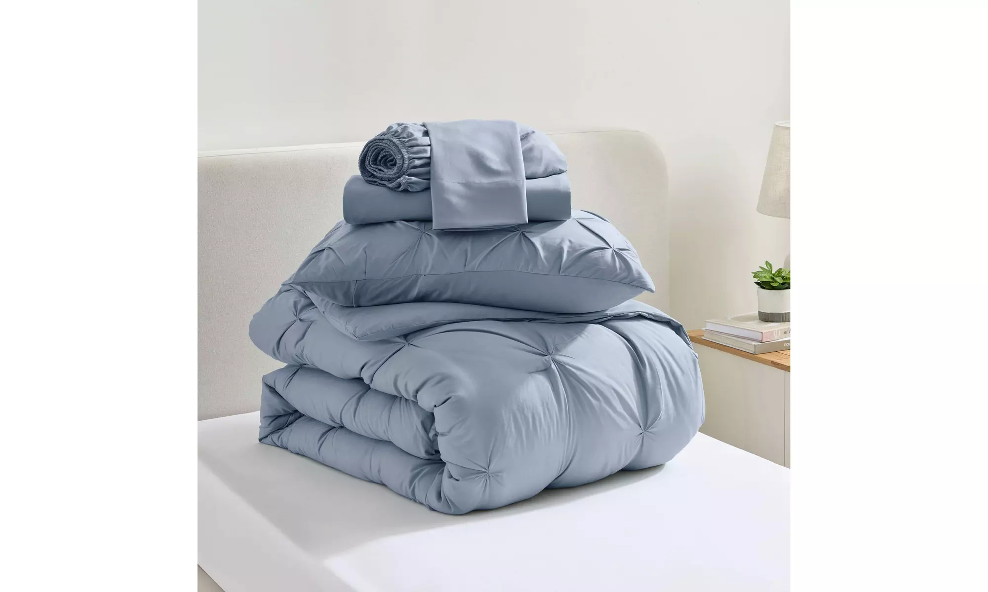 Nestl 5-7Pc Pinch Pleat  Bed in a Bag Set