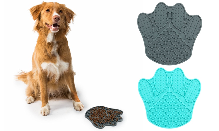 slow feeder dog mat