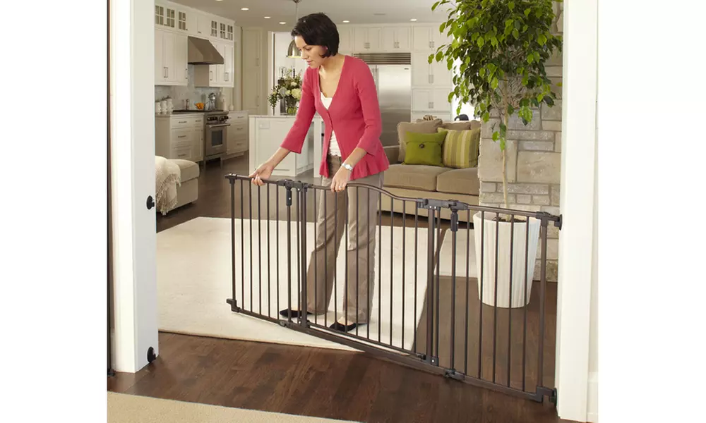 Extra-Wide Windsor Arch Pet Gate - Second Medium
