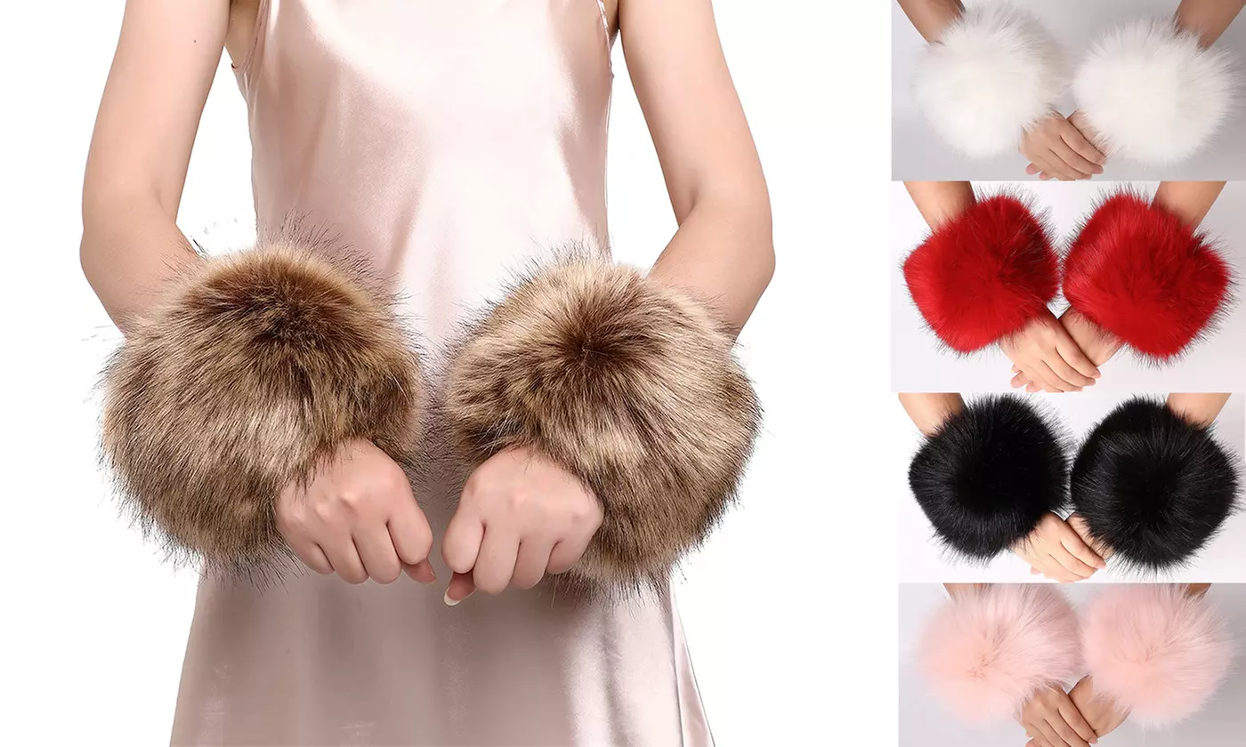 Womens Vintage Y2K Faux Fur Wrist Cuffs Furry Bands Arm Warmer - Primary Image