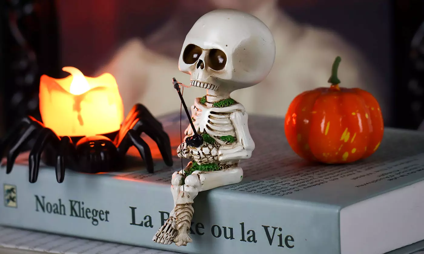Skeleton Fishing Statue Garden Decor Halloween Art Courtyard Sculpture Resin