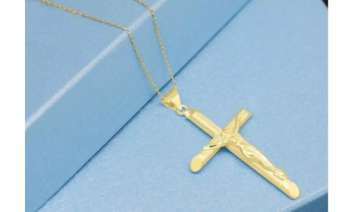 925 Sterling Silver Plated Diamond Cut Crucifix Cross Necklace Pendant 18" Inch