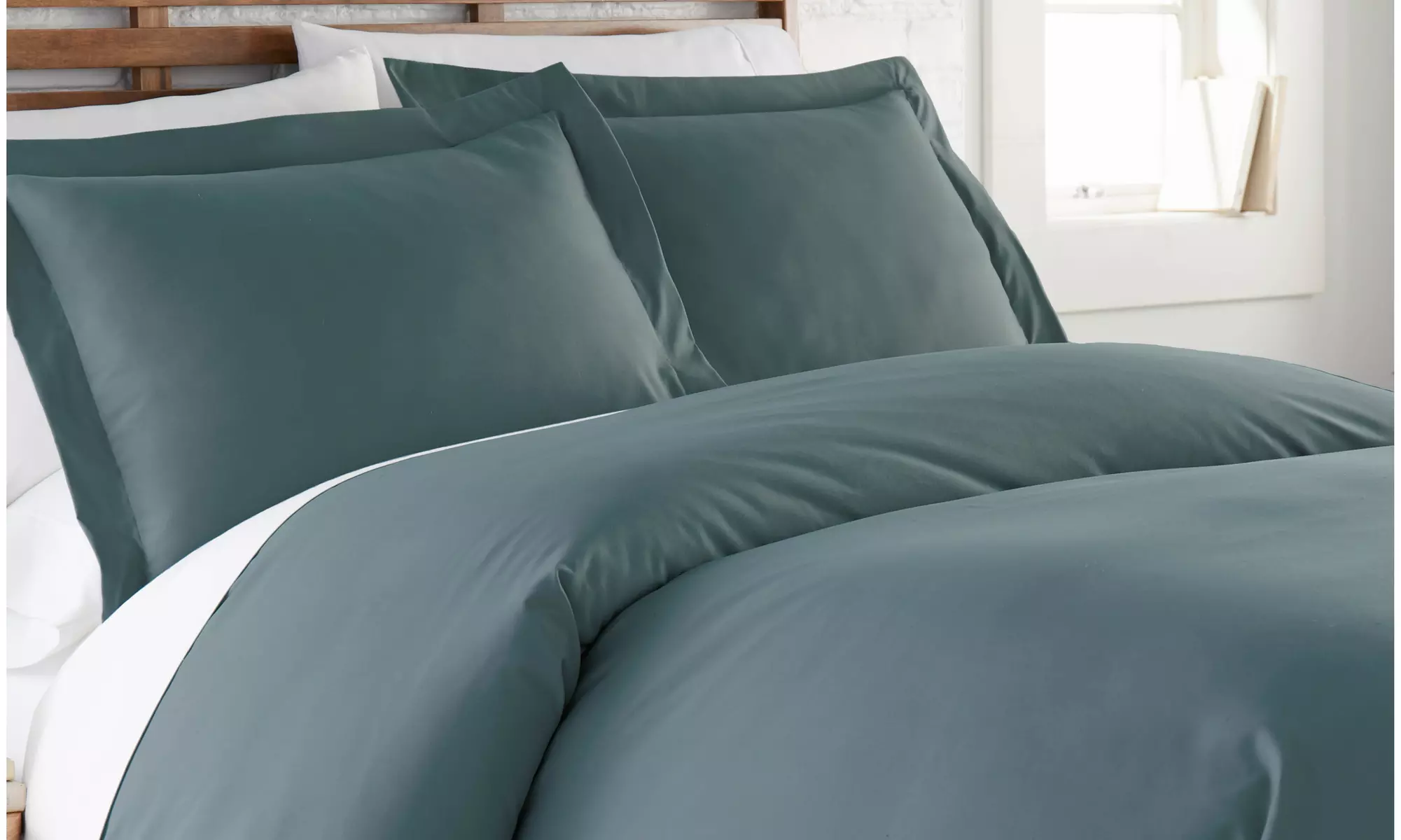 Premium Quality Ultra-Soft Duvet Cover Sets (2 or 3-Piece) - Primary Image