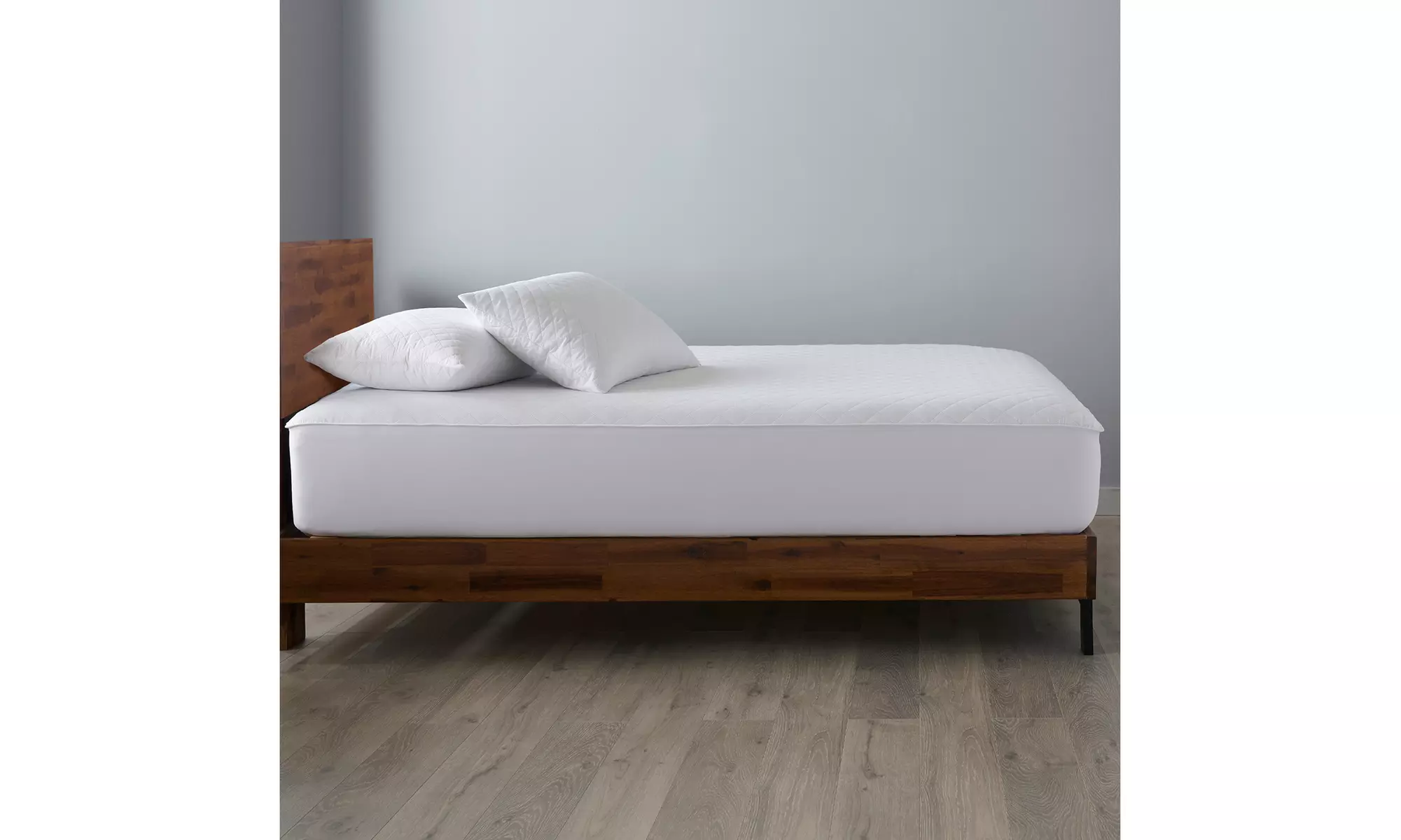 Allergen-Free Mattress Protector - Primary Image
