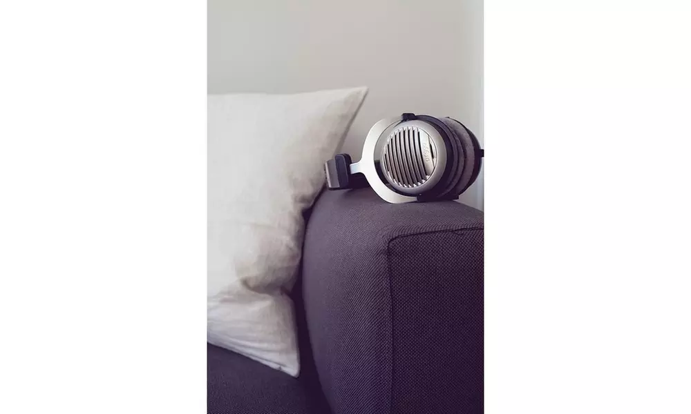 Beyerdynamic DT 990 Premium 32 ohm HiFi headphones - Second Medium