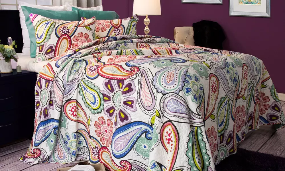 Lavish Home Printed Pattern Quilt Set (2- or 3-Piece) - Primary Image