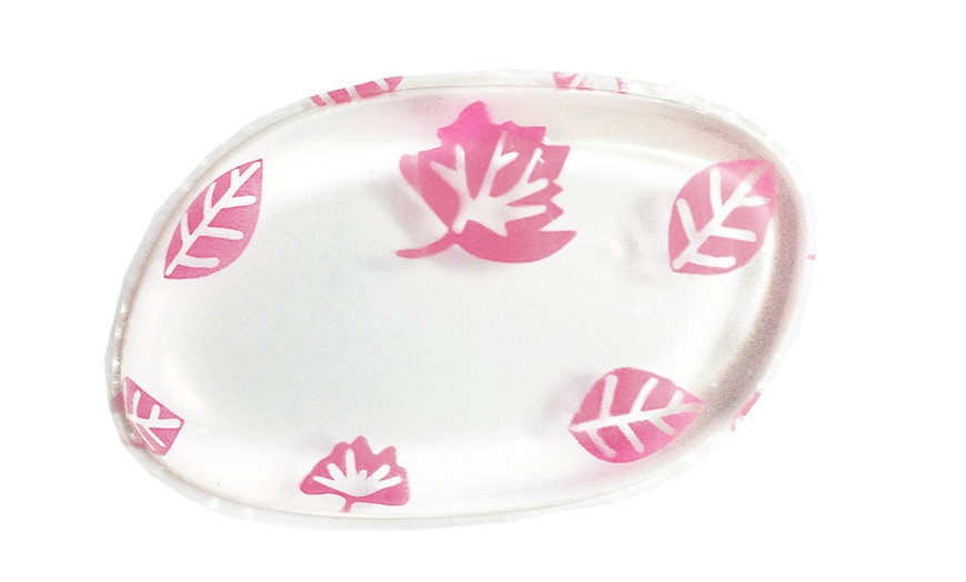 Image 4: Reusable Silicone Makeup Blending Applicator Sponge with Decorative Designs