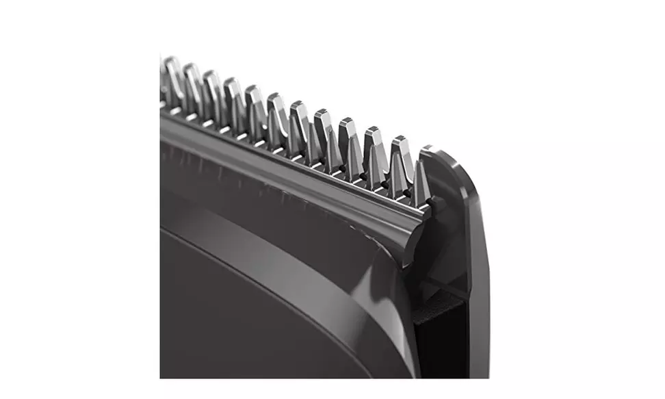 Philips Norelco Multigroom Series 7000 - Primary Image