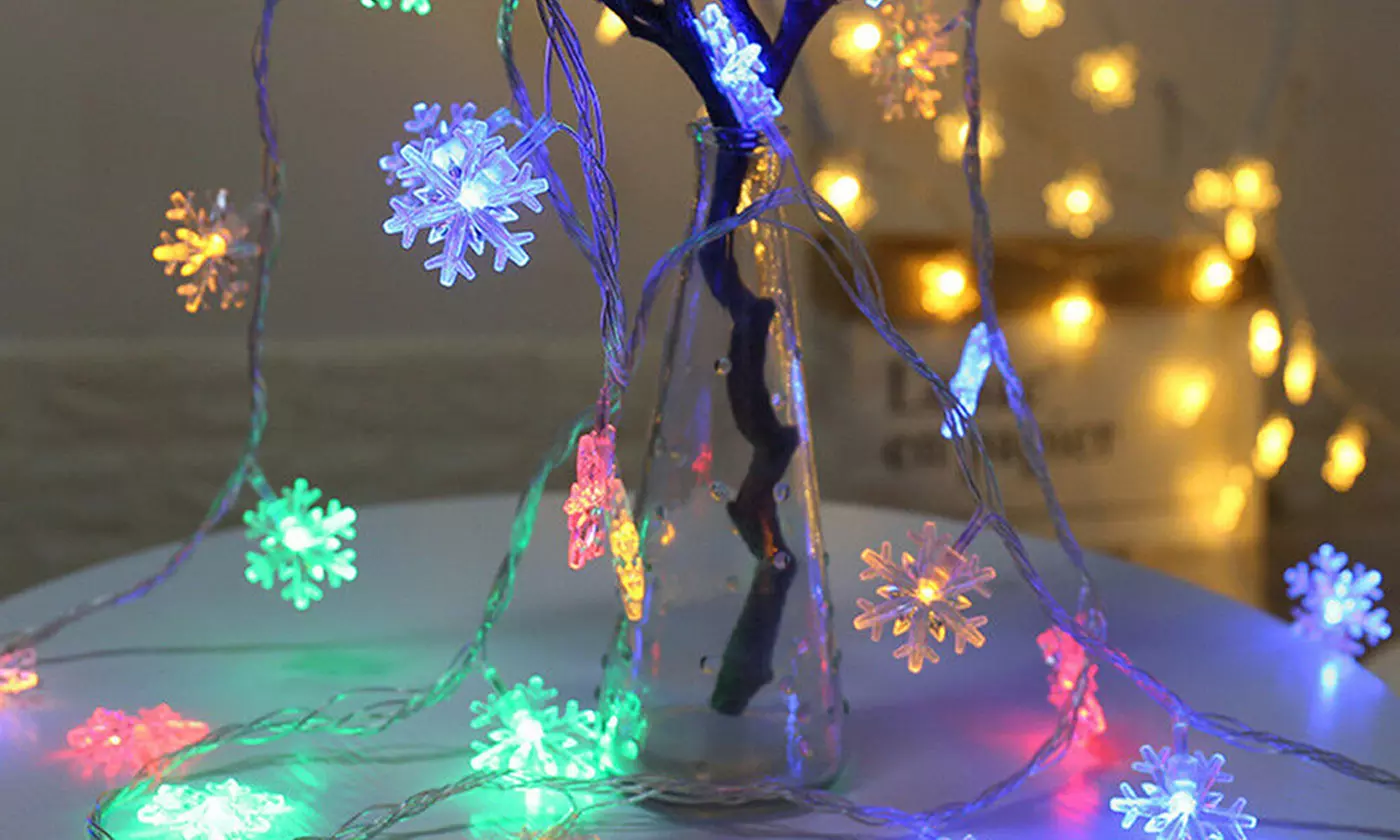 10/20/33ft Snowflake Xmas Tree Decor Party String Lights Warm Lamp - Primary Image