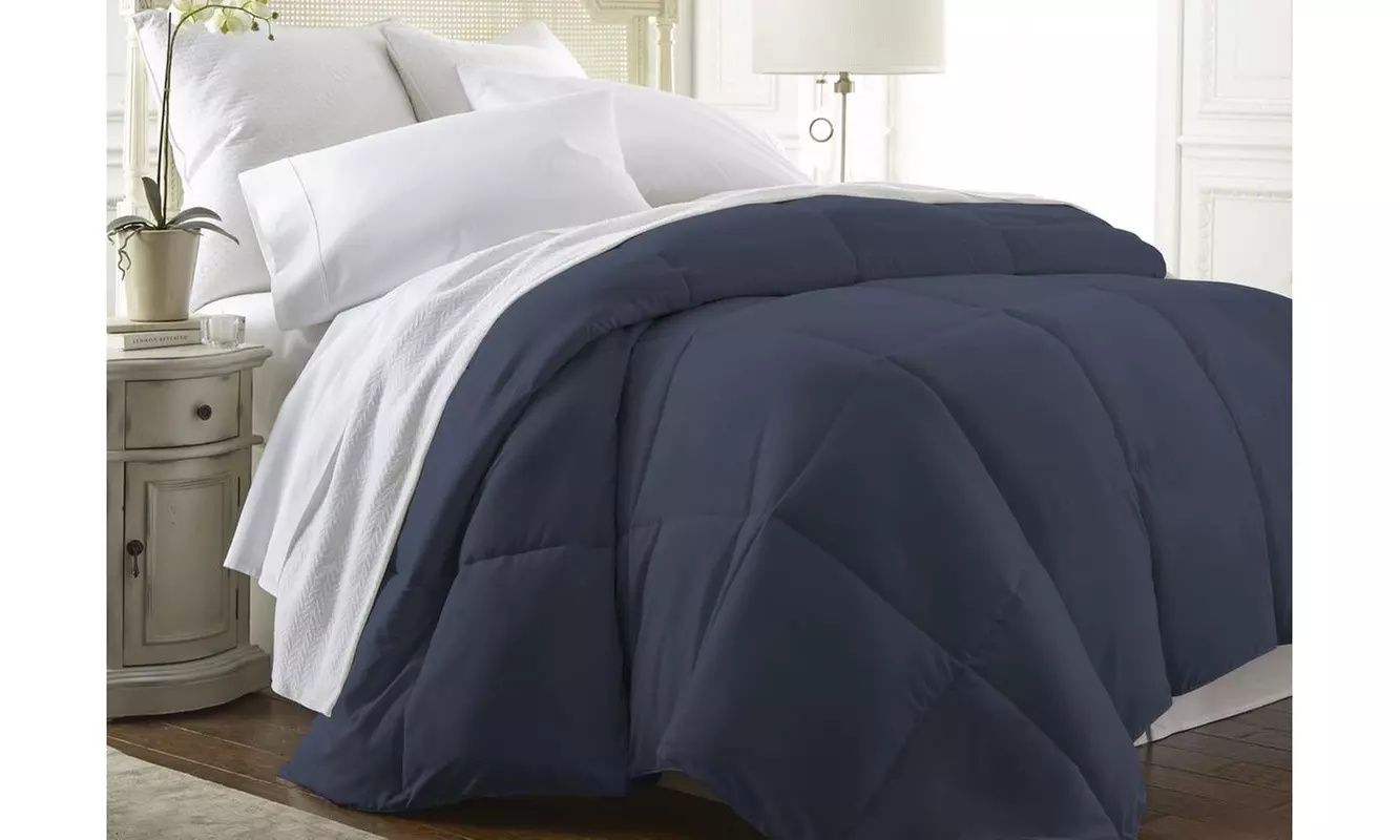 Merit Linens Ultra Soft Down Alternative Lightweight Solid Comforter in 6 Colors
