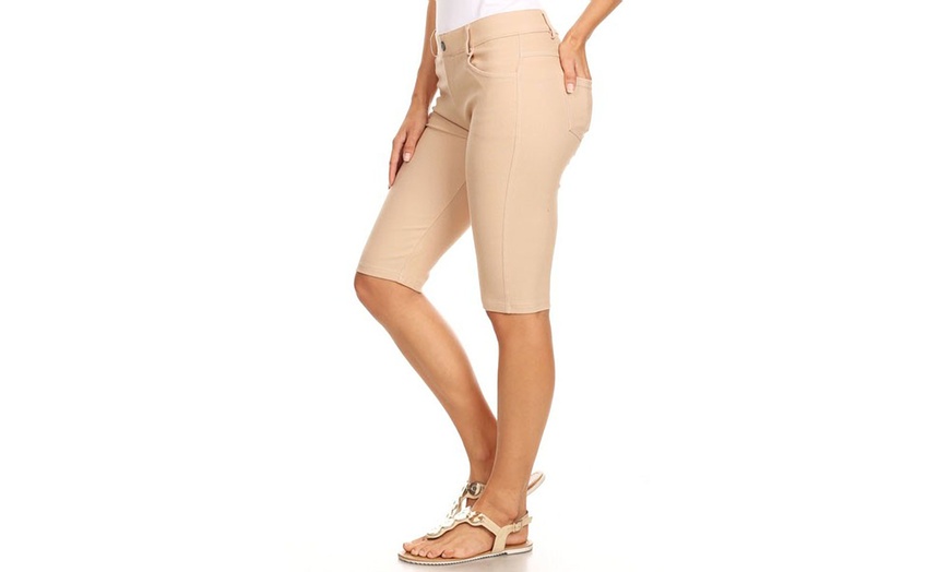 Image 12: Women's Stretchy 5 Pocket Classic Bermuda Shorts