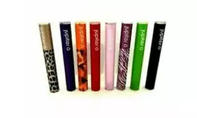 The L6 510 Thread Slim Vape Pen Battery for Oil & CBD 510 Cartridges by Ccell - Second Medium