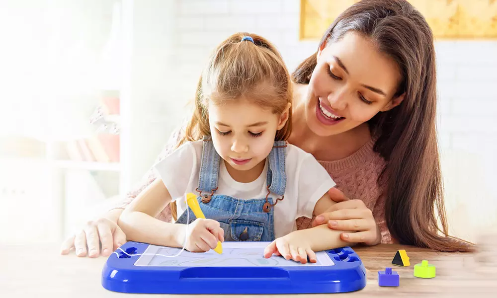 Magnetic Drawing Board Doodles Erasable Kids Toy Writing Painting Sketching Pad - Primary Image
