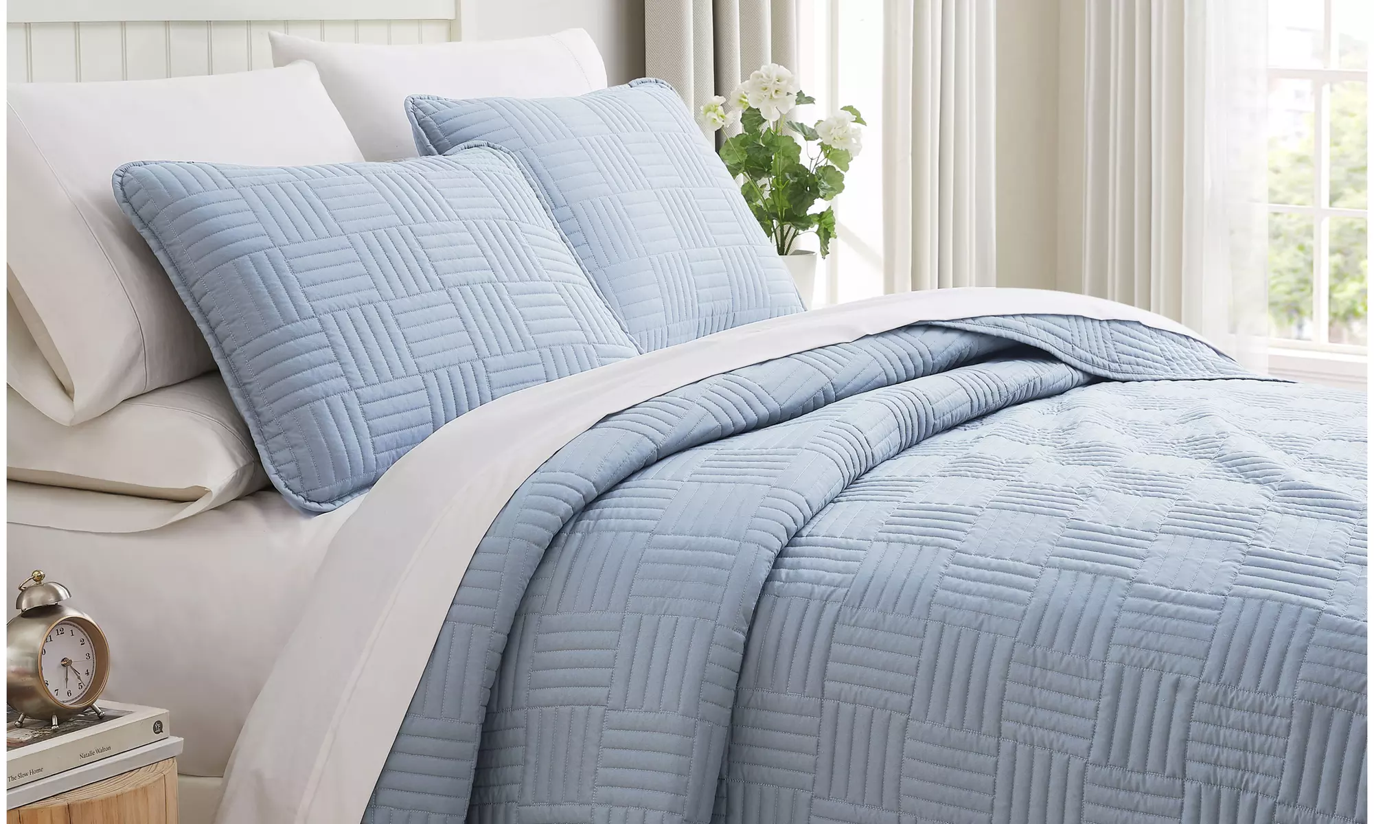 Grid Oversized Quilt Set - Primary Image