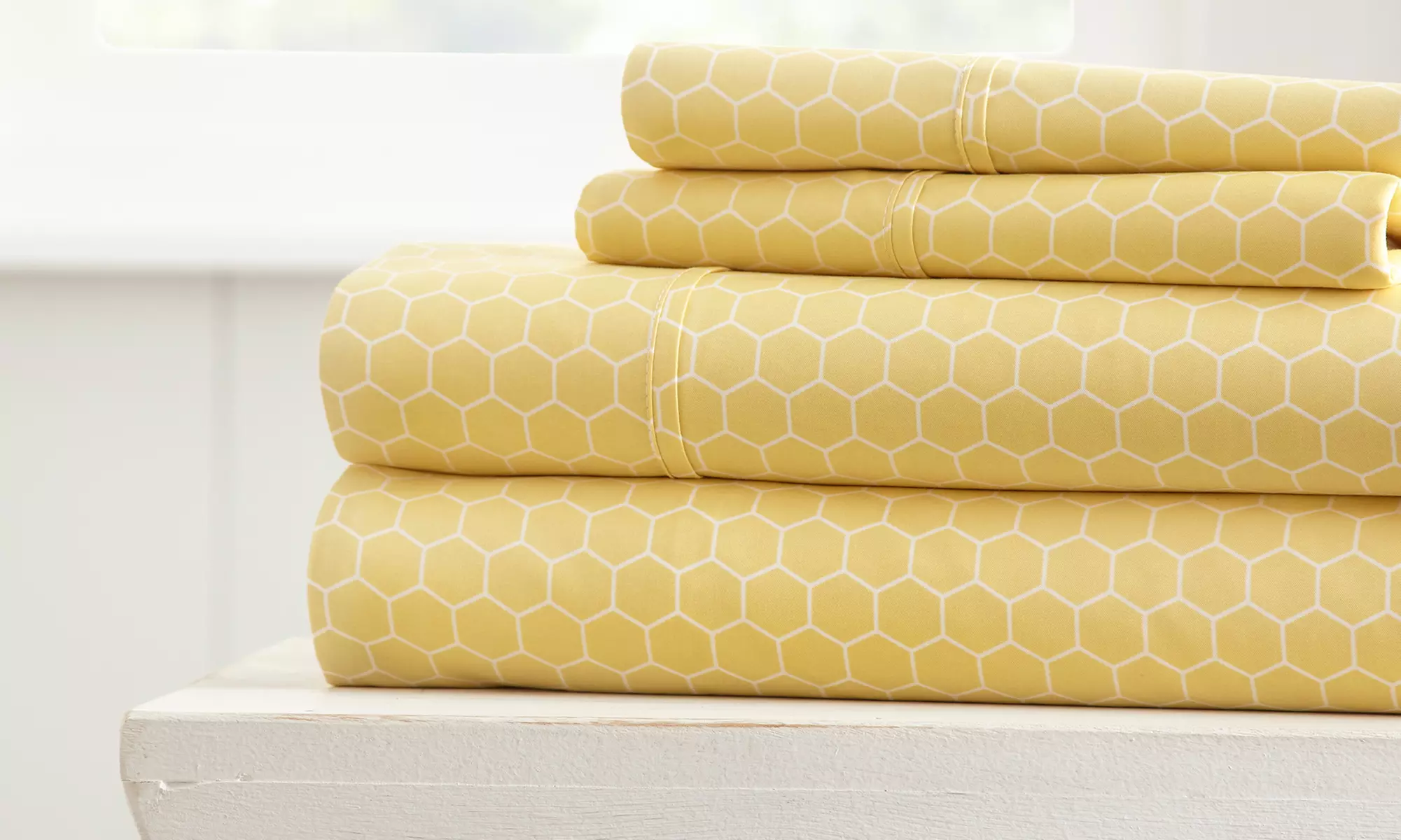 Merit Linens Premium Geometric Inspired Ultra Soft 4 Piece Bed Sheet Set