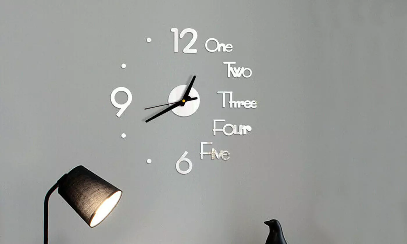 Frameless 3D Modern Mute Clock Roman Numbers Acrylic Mirror Wall Sticker Clock - Primary Image