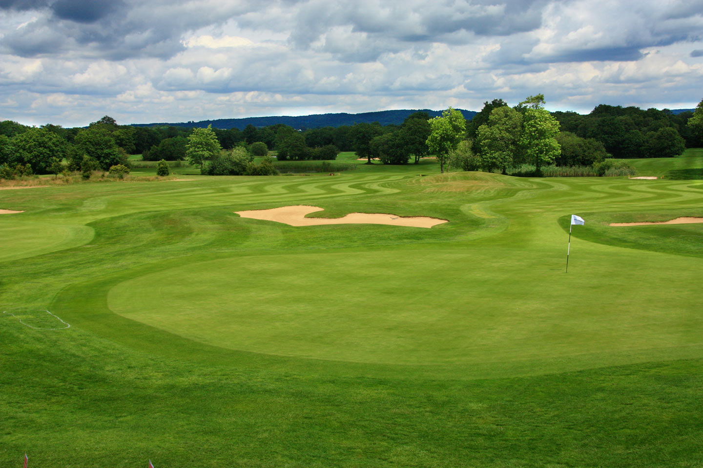 WILDWOOD GOLF CLUB Alfold, SURREY Groupon