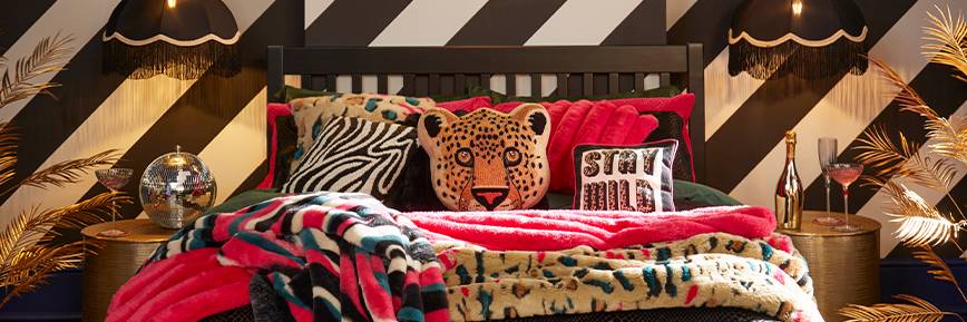 Up to 75% Off Clearance + Free £15 Gift Card with Orders Over £135 at Dunelm