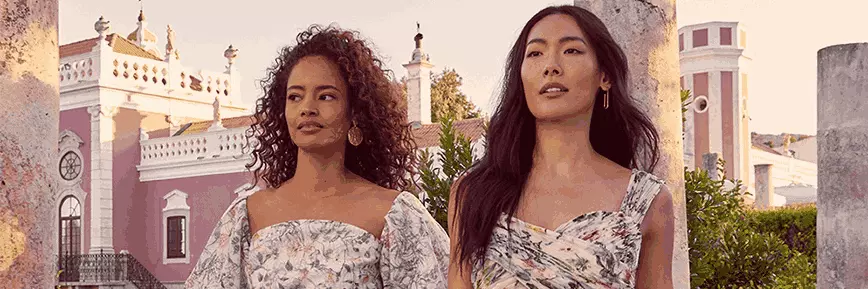 Free £5 Gift Card with Orders Over £95 at Phase Eight