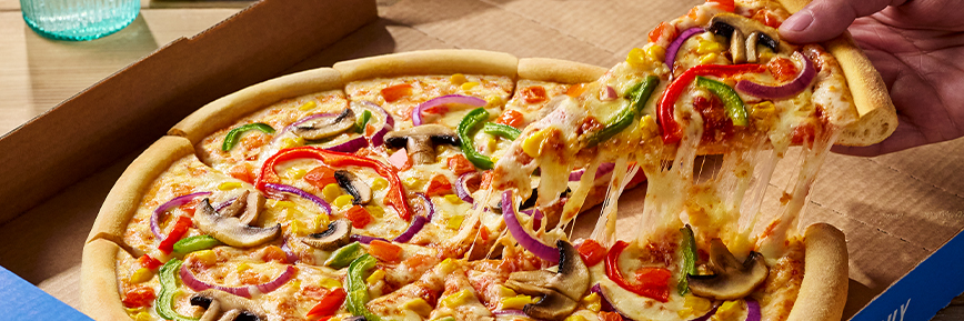 35% Off When You Spend £40 at Domino's Pizza